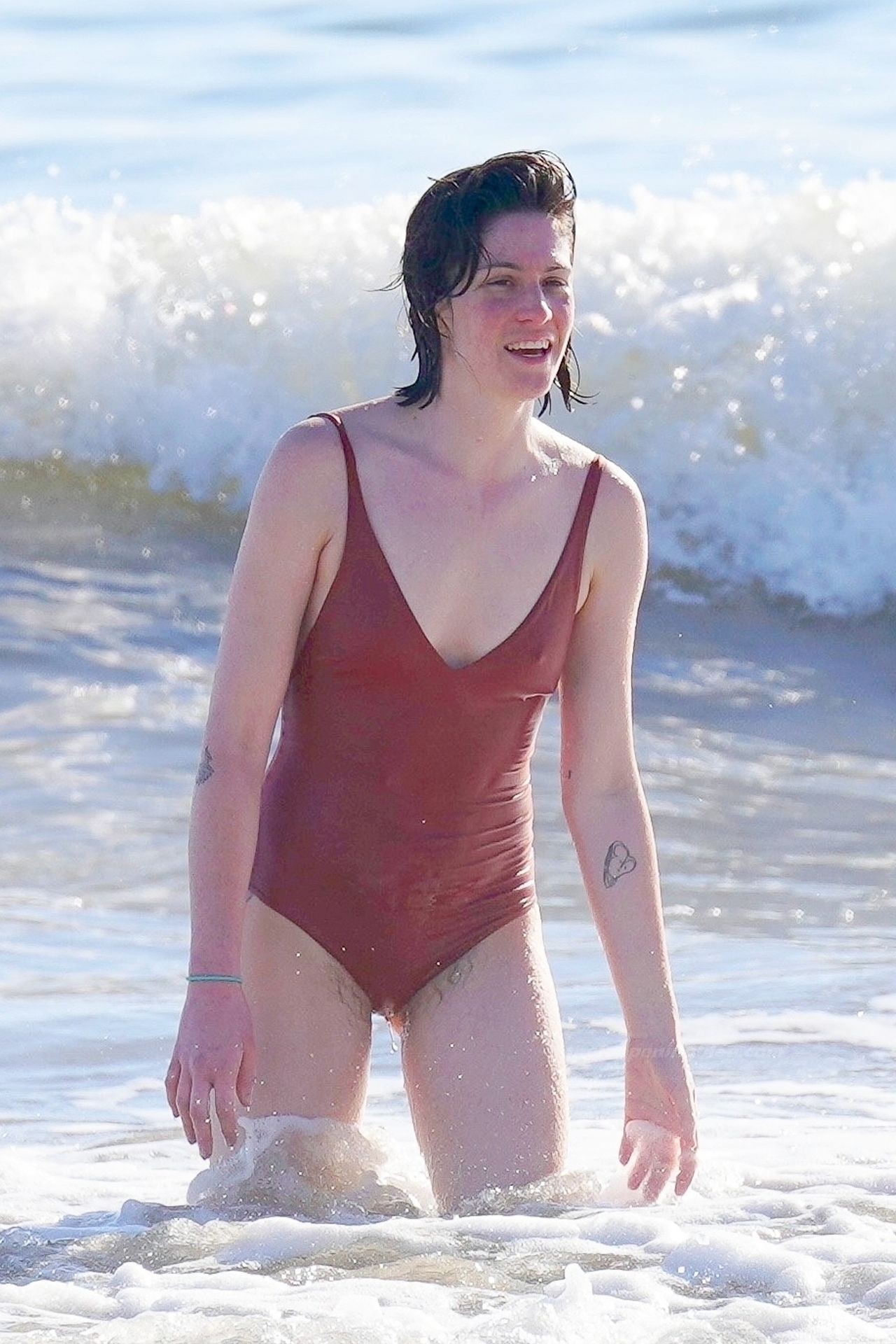 Actress Sigourney Weaver enjoys a beautiful day on a California beach with ...