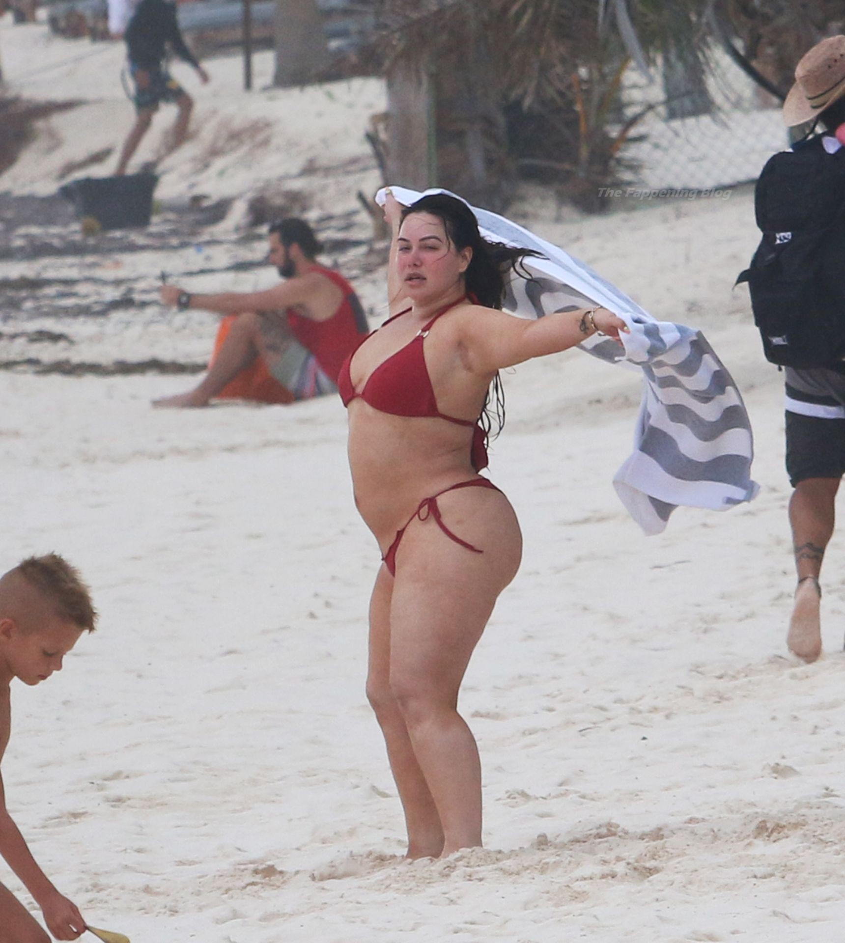 Chiquis Riviera Enjoys Her Vacation on the Beach in Tulum (37 Photos) .
