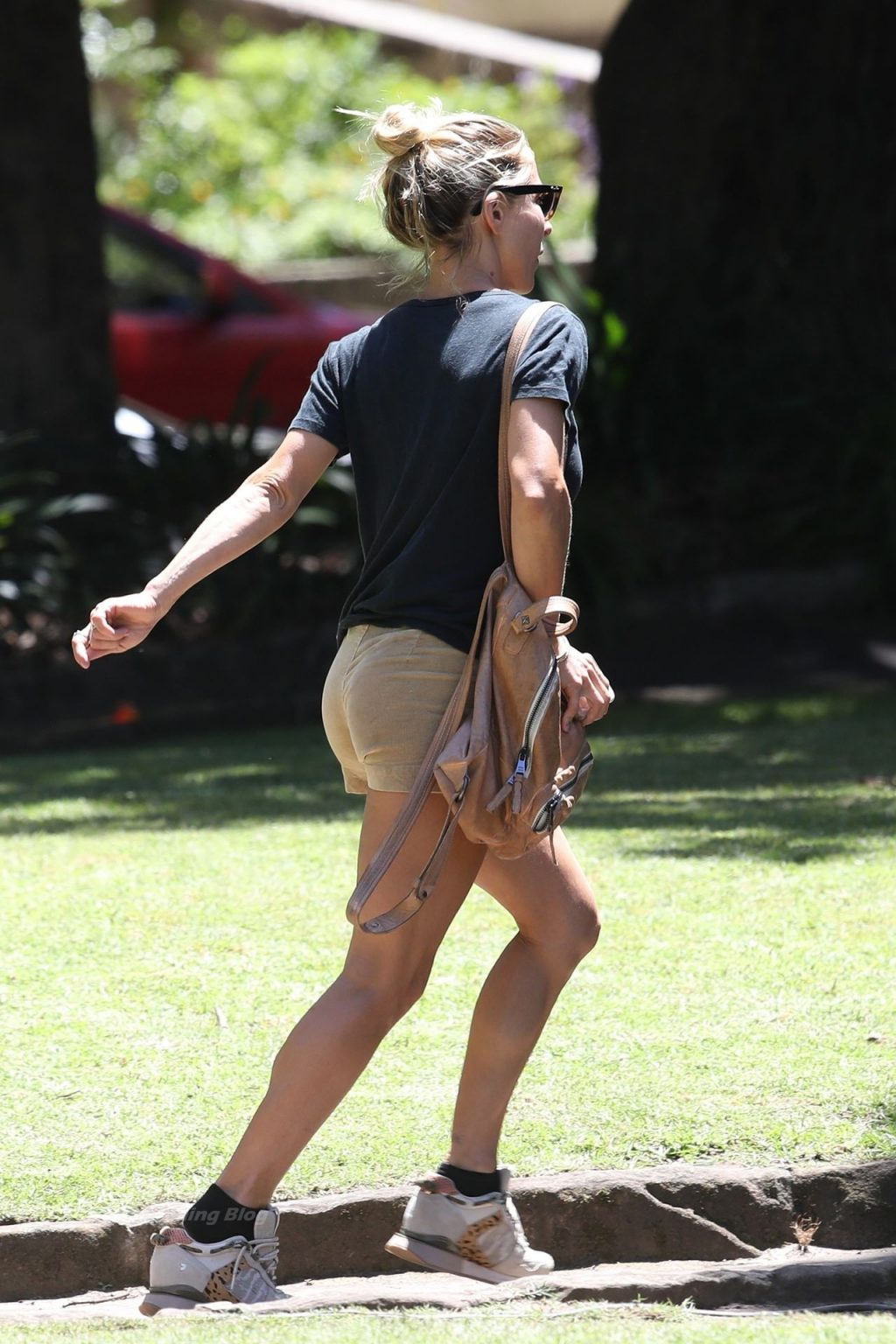 Elsa Pataky Exits the Australia Museum on a Off Day of Work (21 Photos)