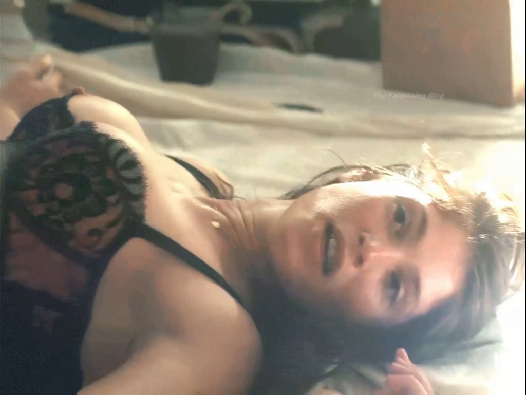 Gemma Arterton Nude – Gemma Bovery (13 Pics + Video)
