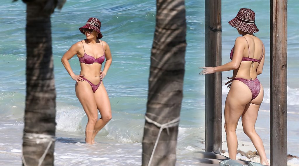 Jennifer Lopez Sexy (4 Collage Photos)
