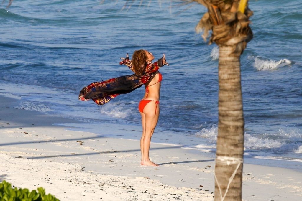 Jennifer Lopez is Pictured Perfect in a Red Bikini (42 Photos)