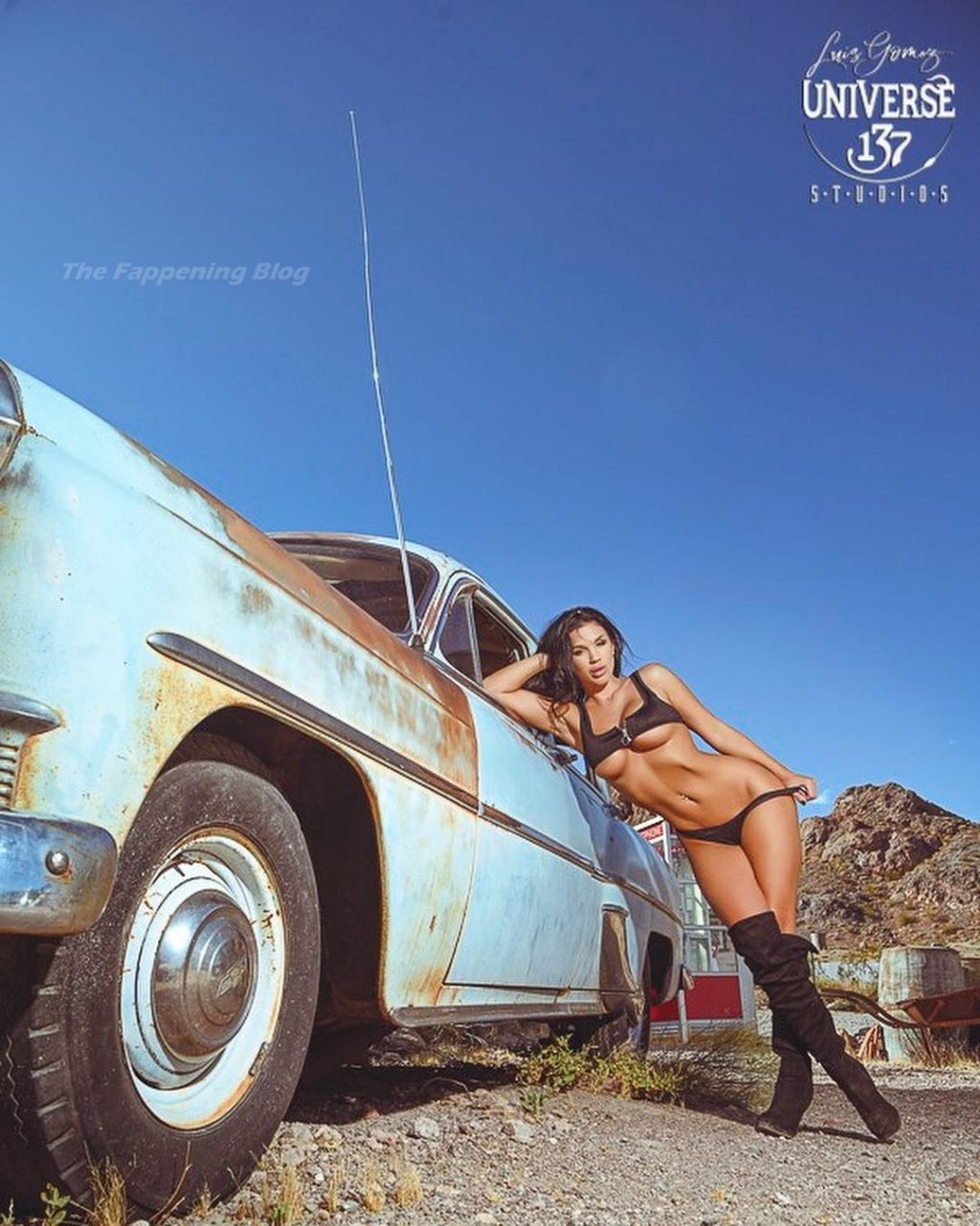 Kaymora Ferrare Nude &amp; Sexy (19 Photos)