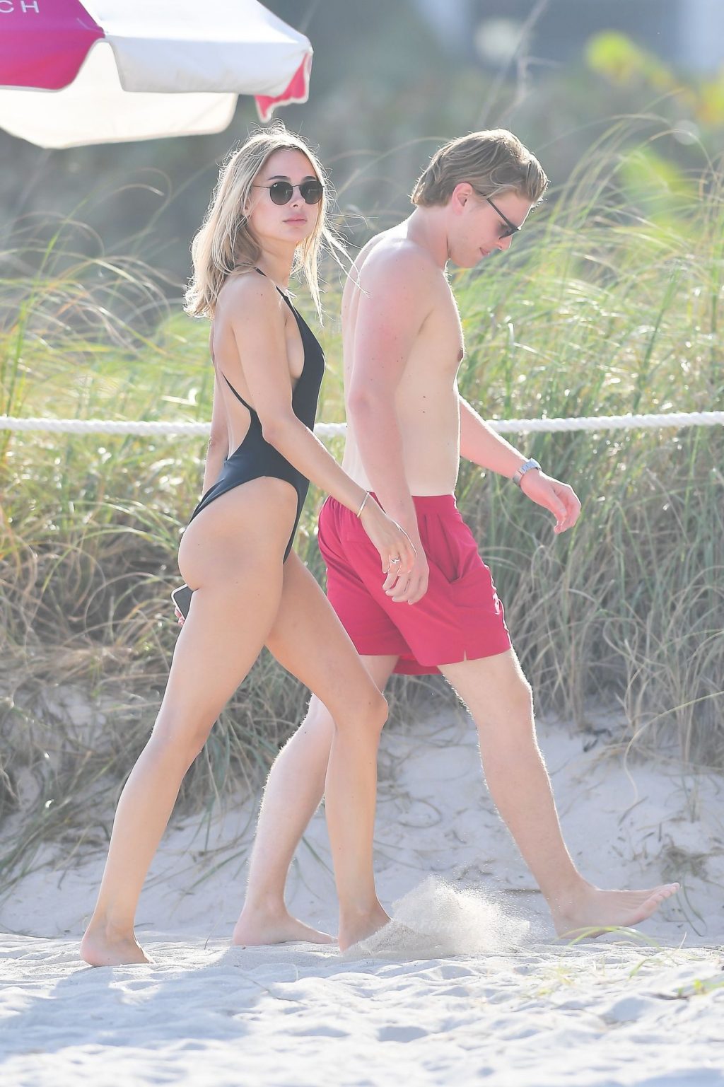Kimberley Garner and Her New Boyfriend Enjoy a Day in Miami Beach (49 Photos)
