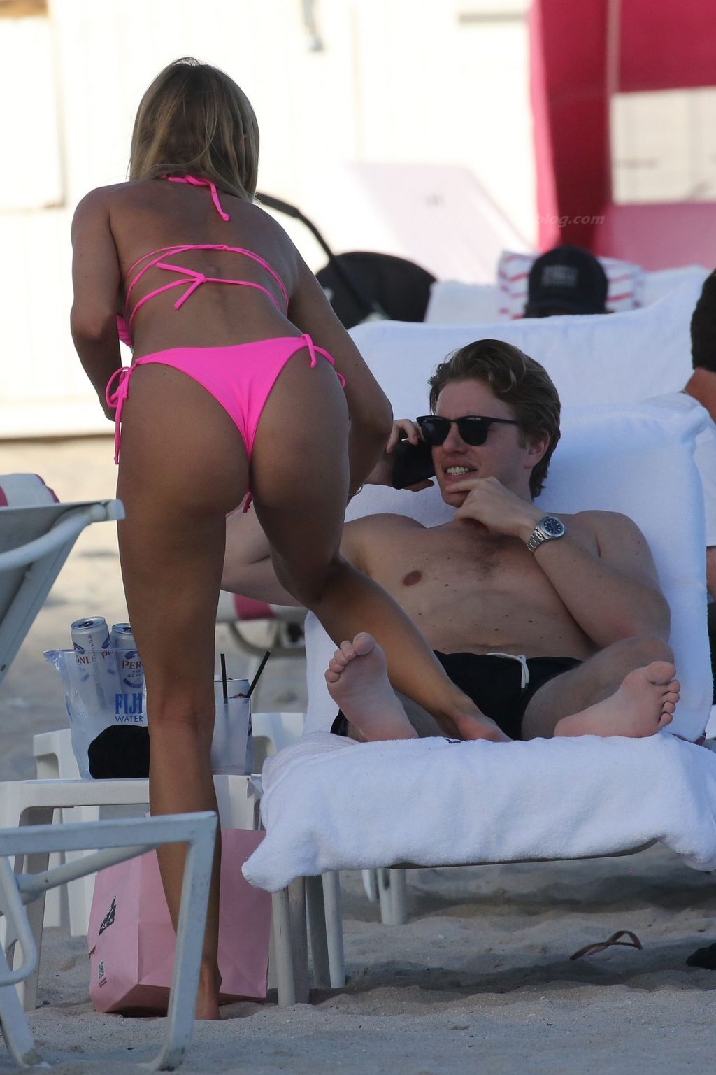 Kimberley Garner Enjoys the Last Day of the Year with Her New Boyfriend in Miami Beach (89 Photos)