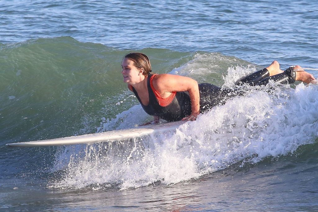 Adam Brody &amp; Leighton Meester Enjoy Another Surf Date in Malibu (48 Photos)