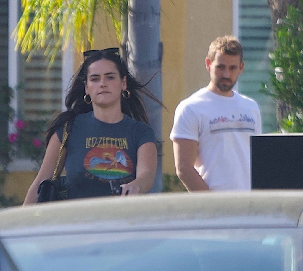 Nick Viall is Seen for the First Time with His “Secret” New Girlfriend, Natalie Joy (12 Photos)