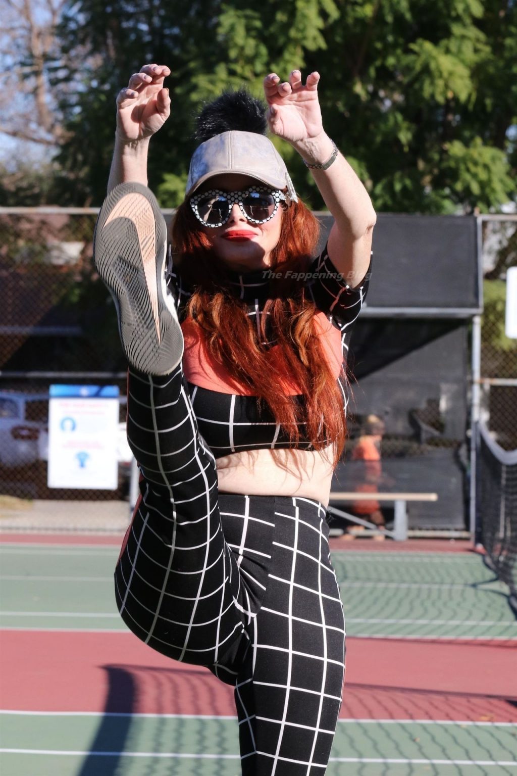 Phoebe Price Gets in a Selfie Before Stretching (28 Photos)