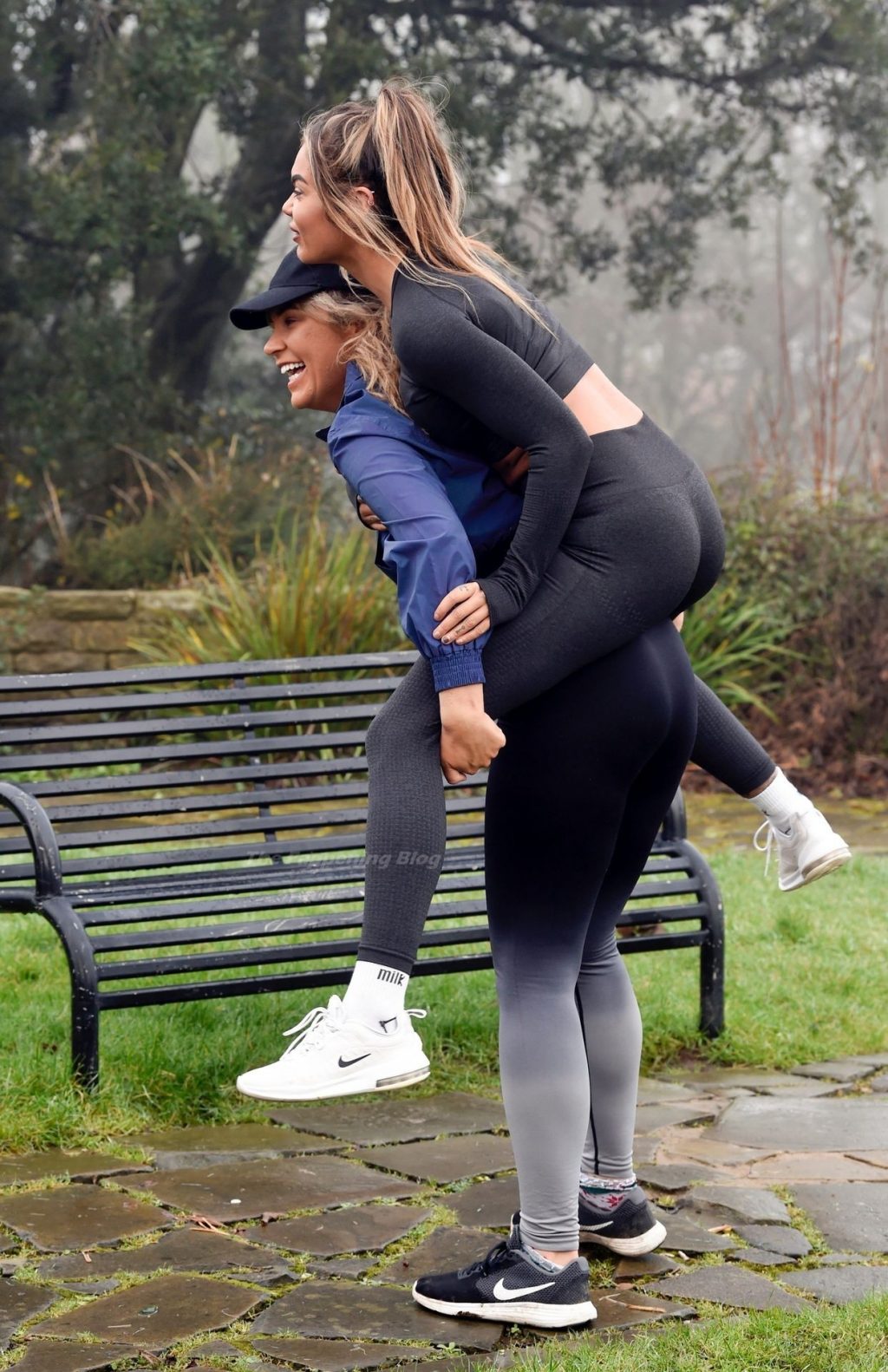 Lesbians Sarah Hutchinson &amp; Charlotte Taundry are Seen in a Park (32 Photos)