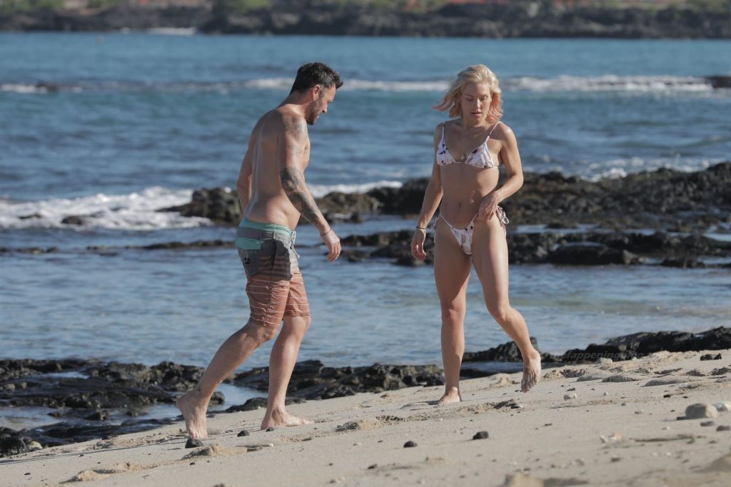 Brian Austin Green Puts on a Very Steamy Display with Sharna Burgess on the Beach (86 Photos)