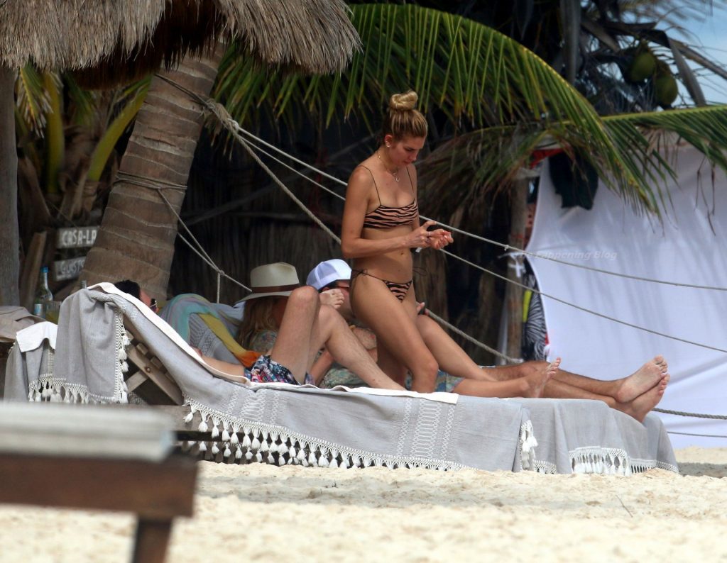 Shayna Taylor Sizzles on the Beach in Mexico (63 Photos)
