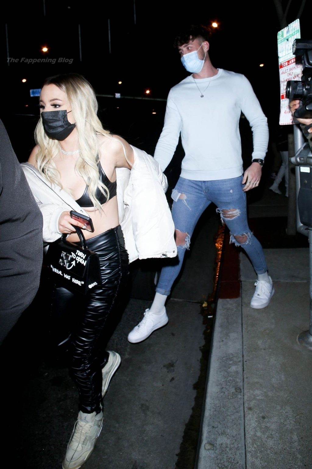 Harry Jowsey Sweeps Tana Mongeau Off Her Feet After Enjoying a Dinner Date in WeHo (23 Photos)