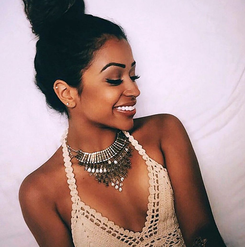 Liza Koshy Nude &amp; Sexy (56 Private Photos and Video)