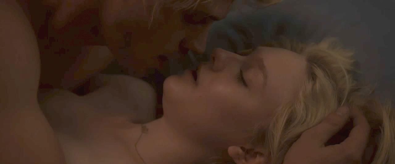 Dakota Fanning Nude and Sex Scenes From Movies.