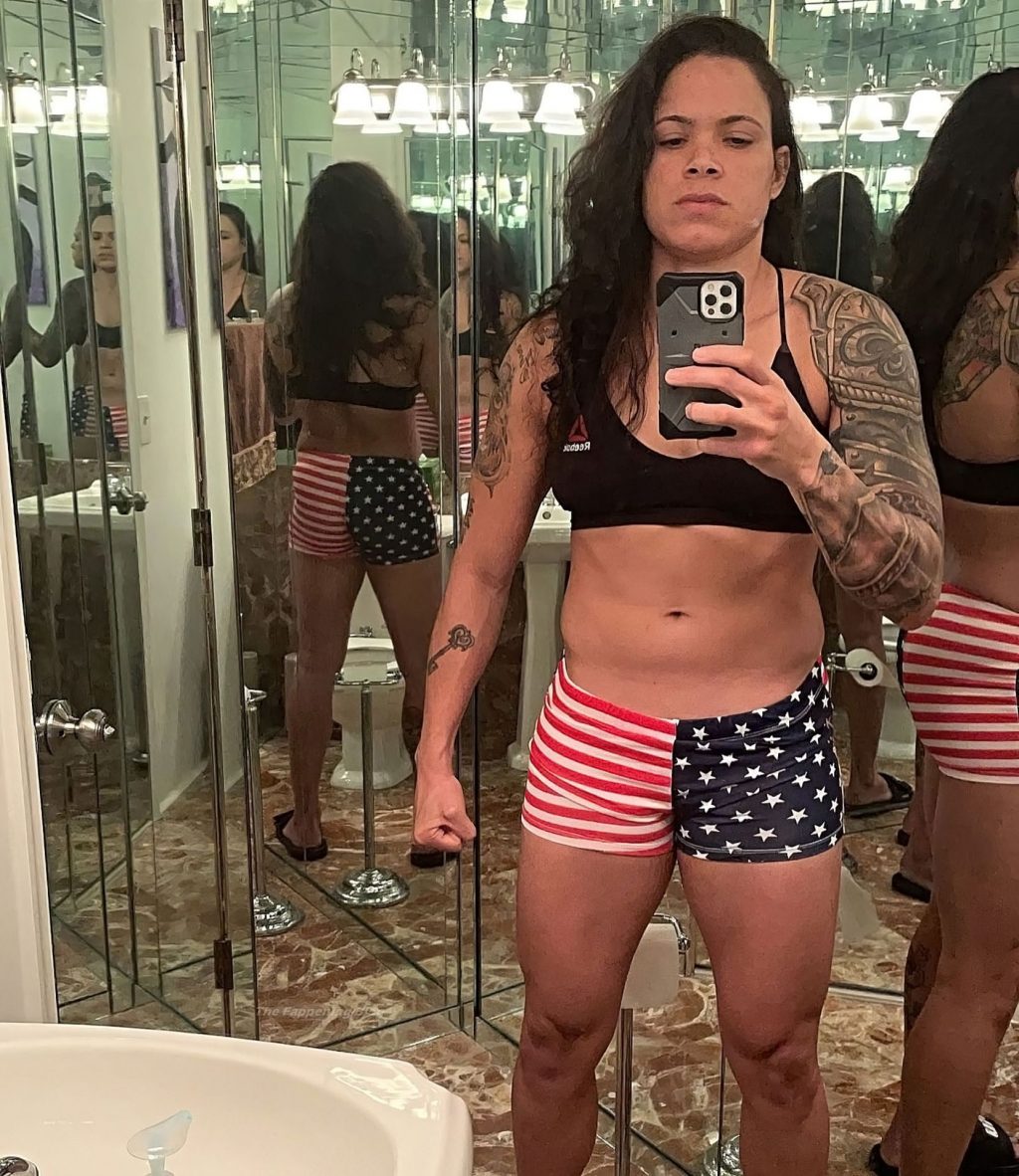 Amanda Nunes Nude &amp; Sexy Lesbian (92 Photos + Video)