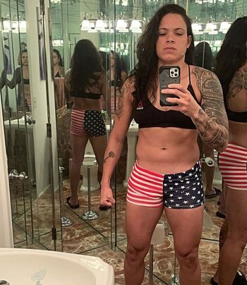 Amanda Nunes / amanda_leoa Nude Leaks Photo 136
