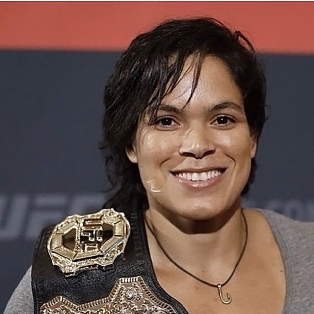 Amanda Nunes Nude &amp; Sexy Lesbian (92 Photos + Video)