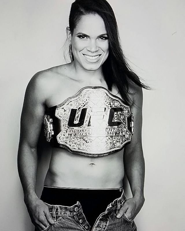 Amanda Nunes Nude &amp; Sexy Lesbian (92 Photos + Video)