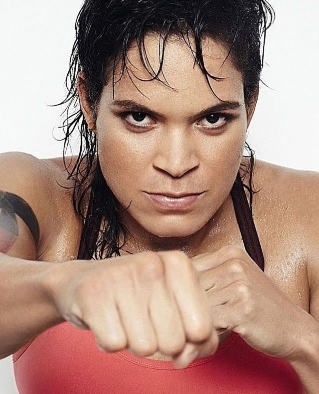 Amanda Nunes Nude &amp; Sexy Lesbian (92 Photos + Video)