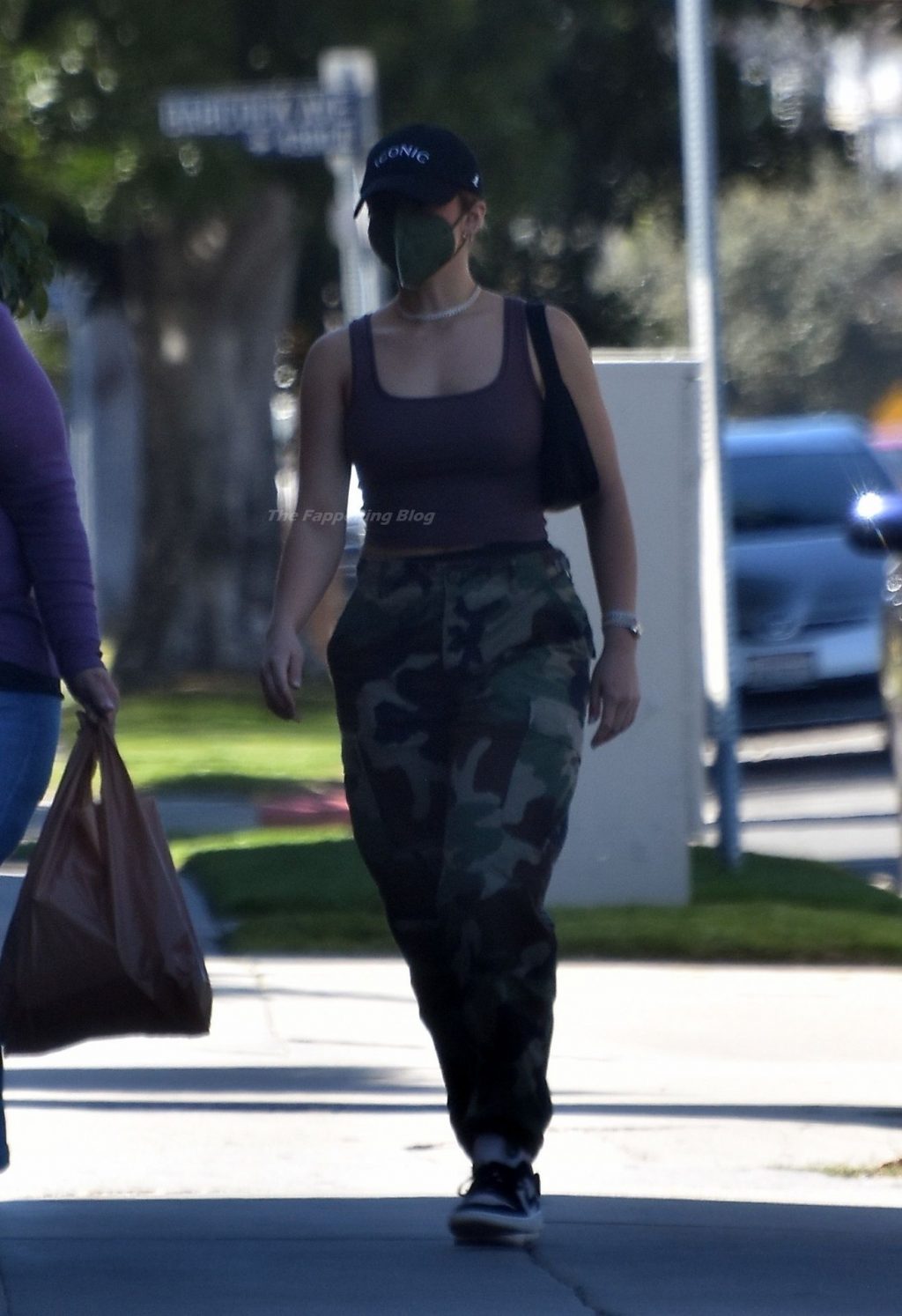 Braless Addison Rae Grabs a Juice on Her Way to a Studio (21 Photos)