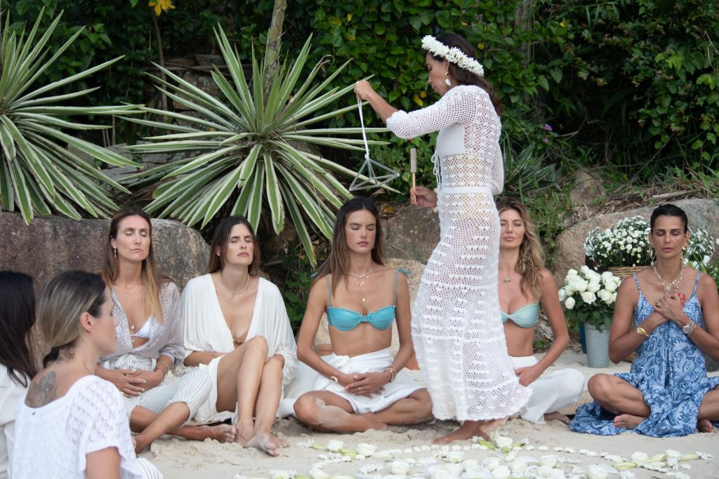 Sexy Alessandra Ambrosio Returns To Florianopolis (70 Photos)