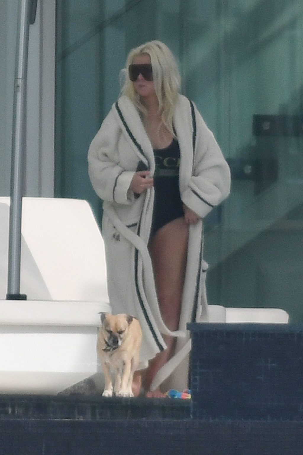 Christina Aguilera Takes a Dip in the pool Between Recording Sessions in Miami (86 Photos)