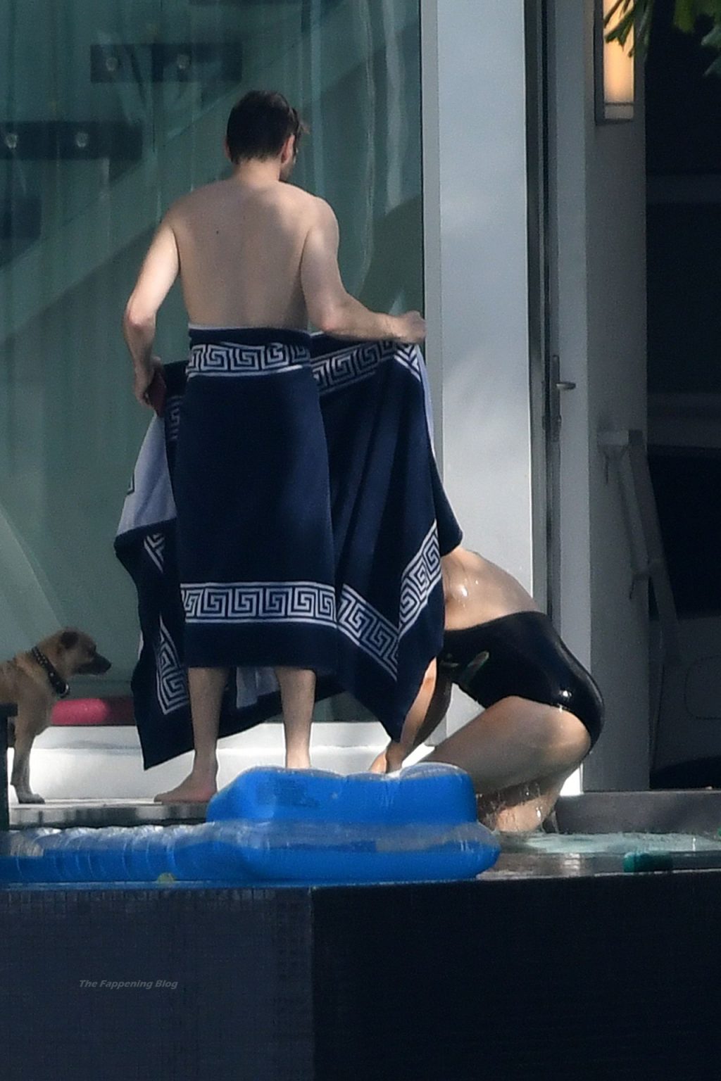 Christina Aguilera Takes a Dip in the pool Between Recording Sessions in Miami (86 Photos)