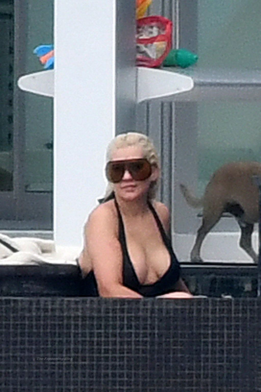 Christina Aguilera Takes a Dip in the pool Between Recording Sessions in Miami (86 Photos)