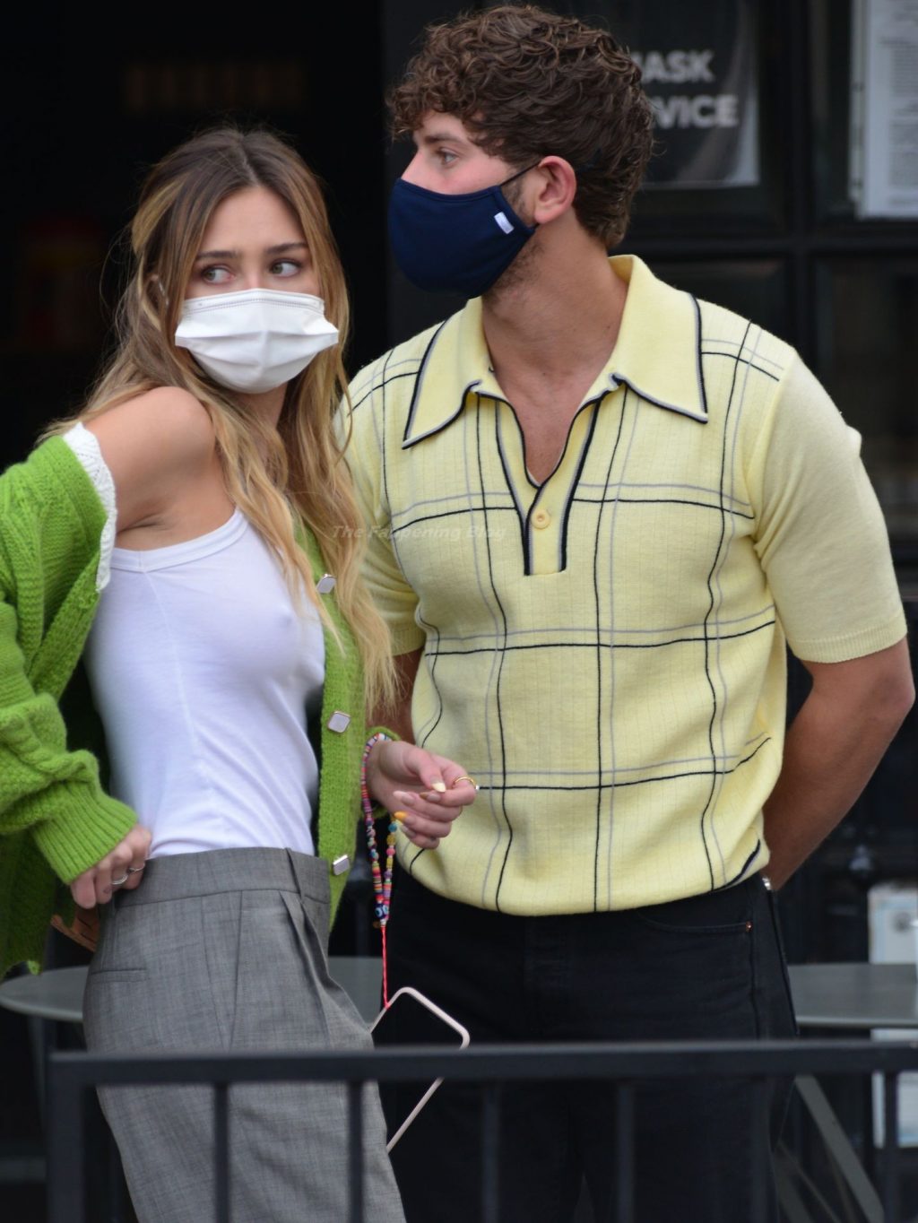 Braless Delilah Belle Hamlin Gets Cozy with Her Boyfriend in WeHo (16 Photos)