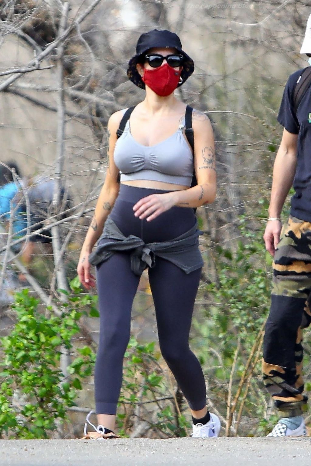 Halsey Flashes Her Baby Bump on a Hike (40 Photos)