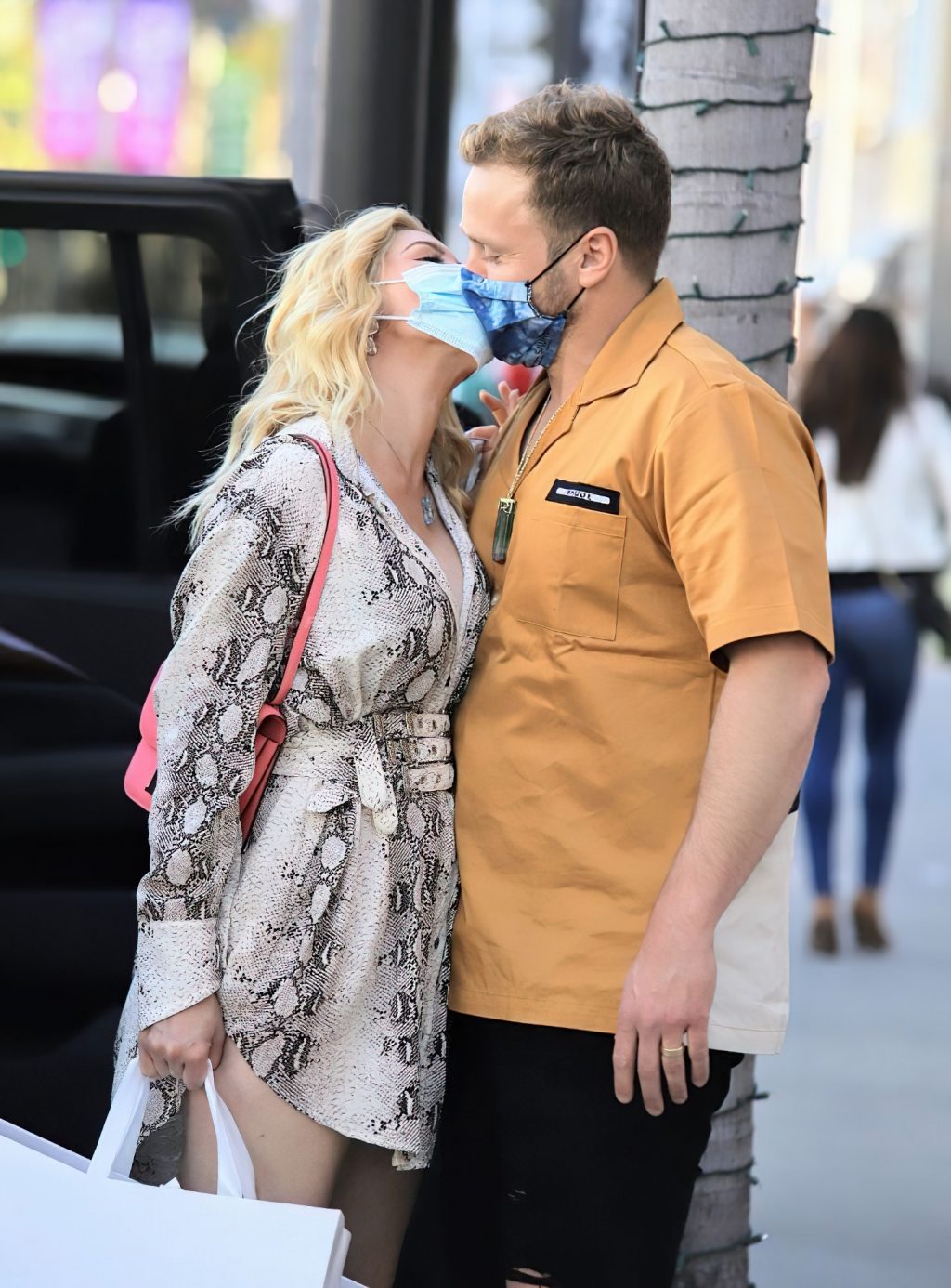 Heidi Pratt Puts on a Steamy Display While Shopping on Rodeo Drive (70 Photos)