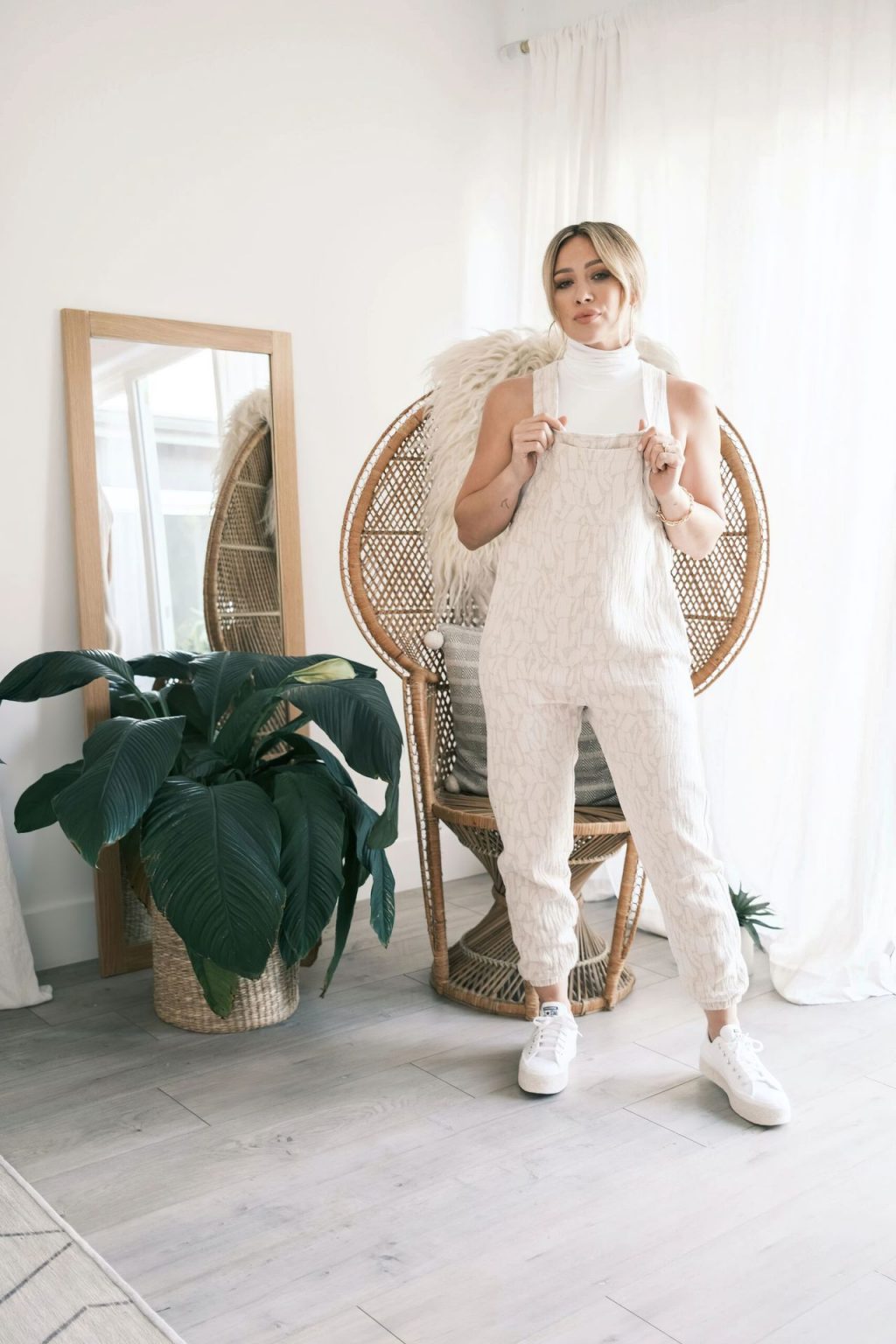 Hilary Duff Presents Her Smash + Tess Collection (17 Photos)