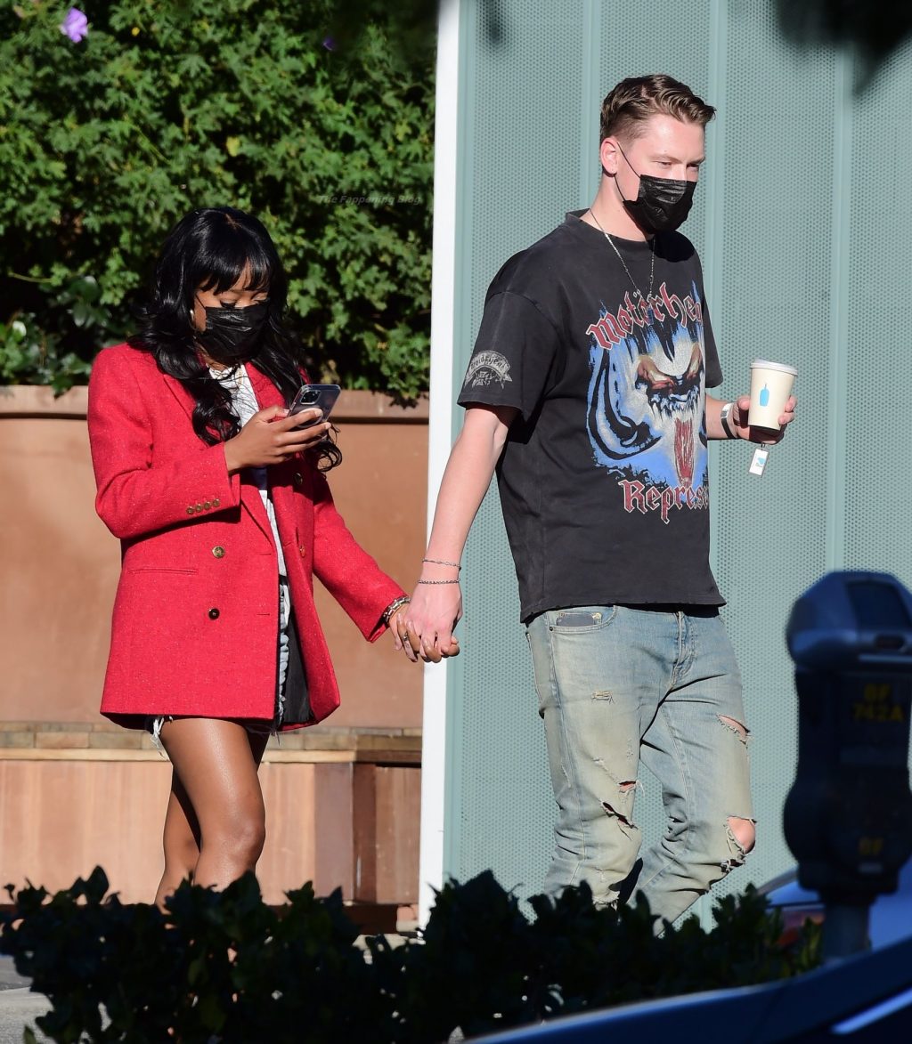 Keke Palmer Packs On the PDA with Styn After Facing Criticism Over Their Interracial Relationship (49 Photos)