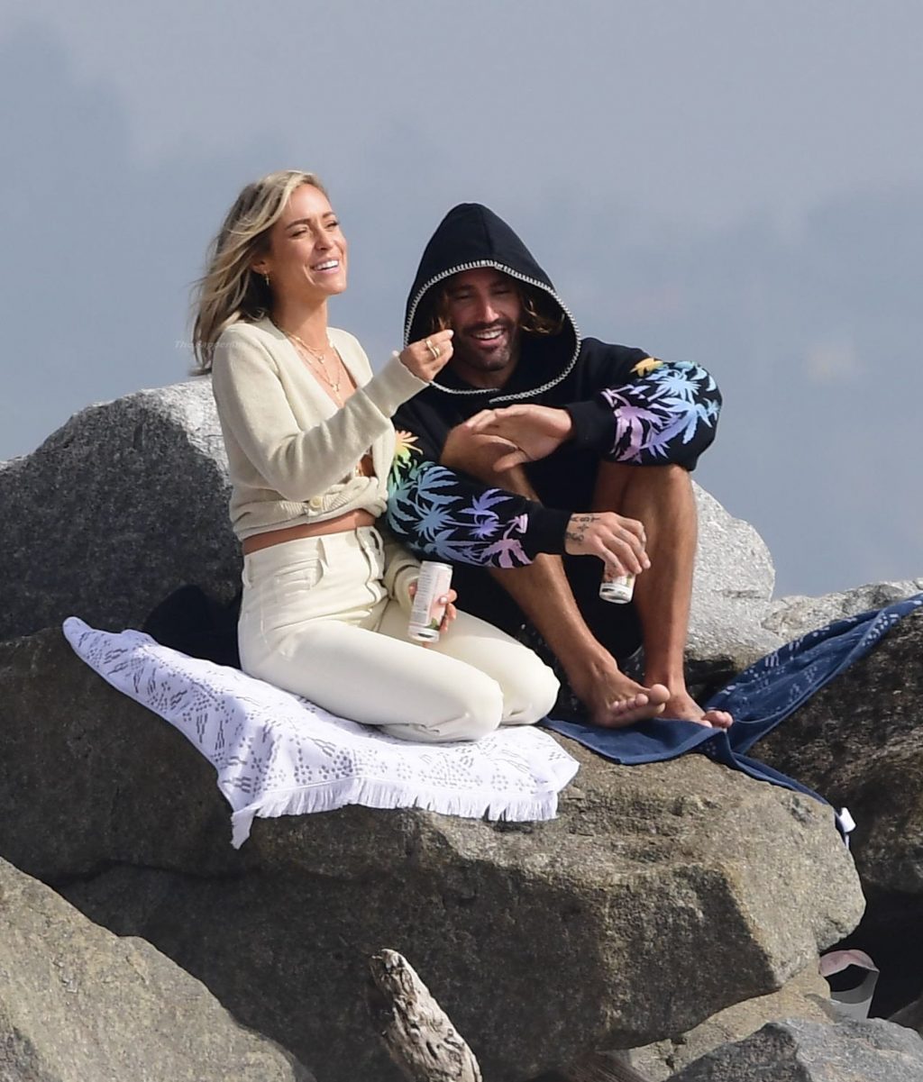 Kristin Cavallari &amp; Brody Jenner Have a Flirty Beach Date (40 Photos)