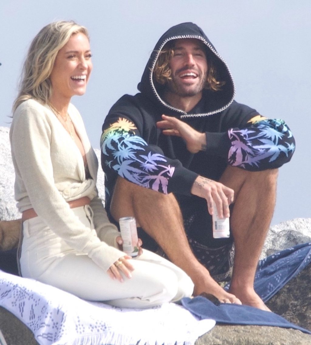 Kristin Cavallari &amp; Brody Jenner Have a Flirty Beach Date (40 Photos)