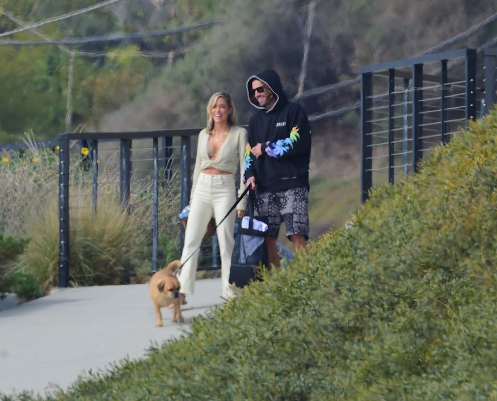 Kristin Cavallari &amp; Brody Jenner Have a Flirty Beach Date (40 Photos)