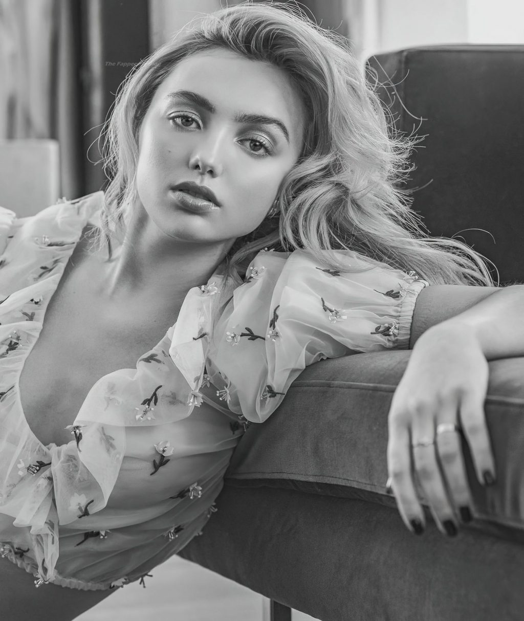 Peyton list thefappening
