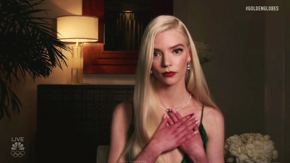 Anya Taylor-Joy Nude &amp; Sexy Collection (91 Photos + Videos)