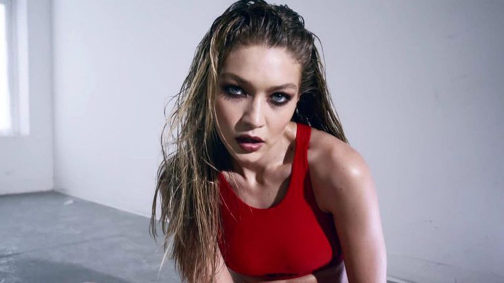 Gigi Hadid Nude &amp; Sexy – 2021 ULTIMATE COLLECTION (124 Photos + Videos)