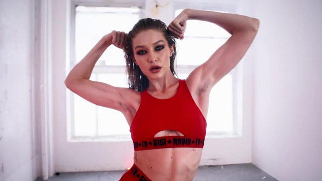 Gigi Hadid Nude &amp; Sexy – 2021 ULTIMATE COLLECTION (124 Photos + Videos)