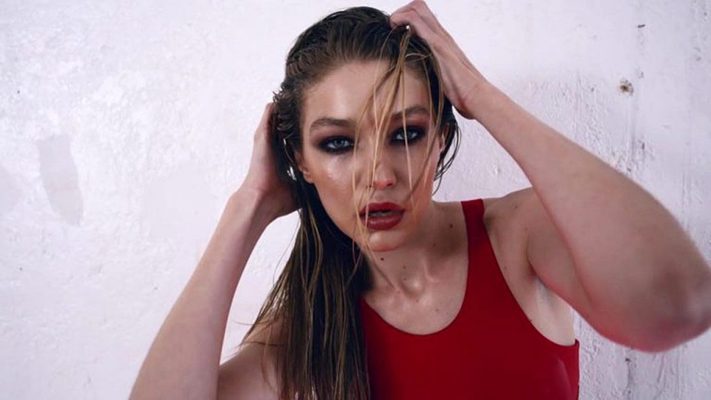 Gigi Hadid Nude &amp; Sexy – 2021 ULTIMATE COLLECTION (124 Photos + Videos)