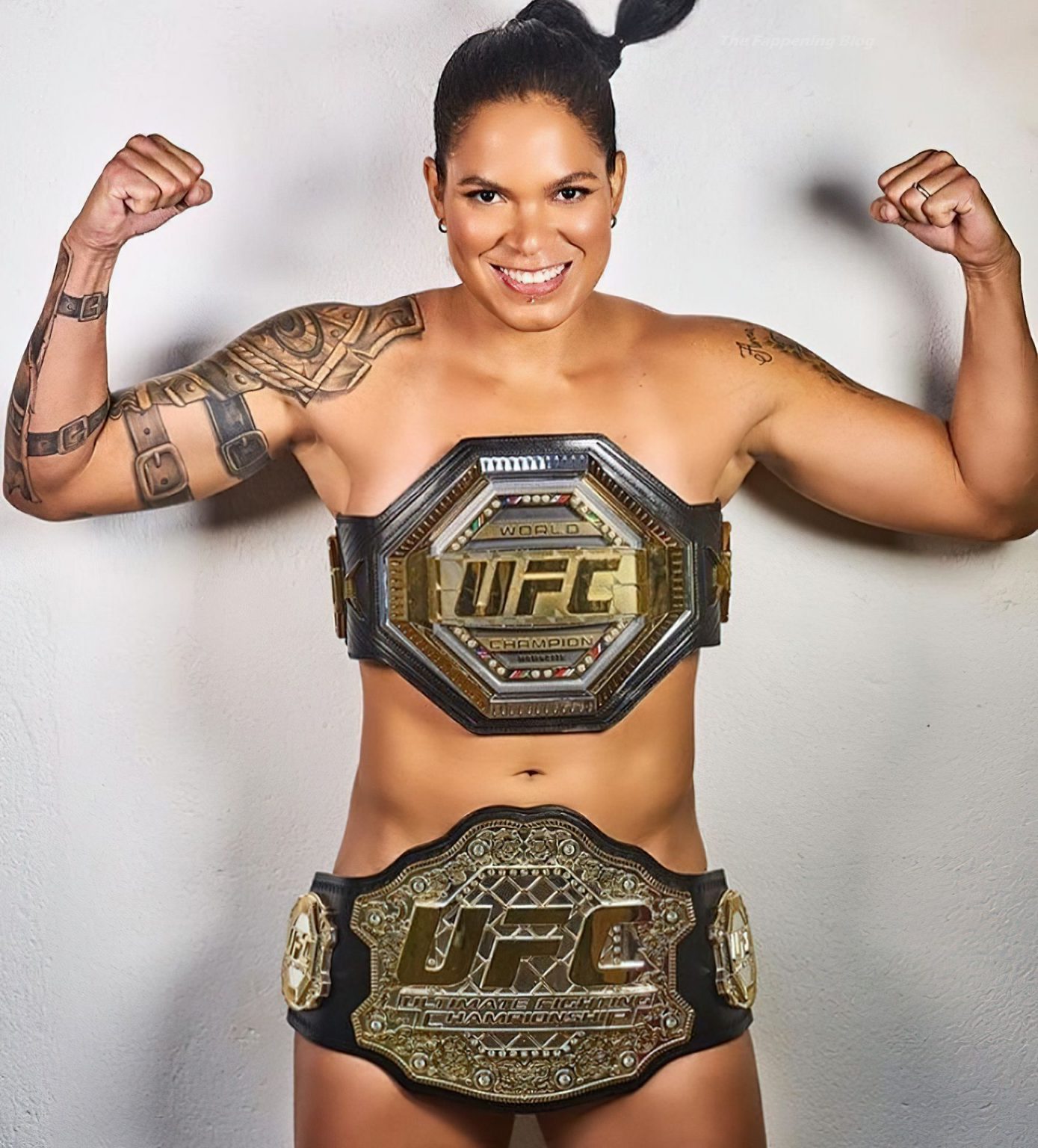 Amanda Nunes Nude & Sexy (23 Photos) TheFappening