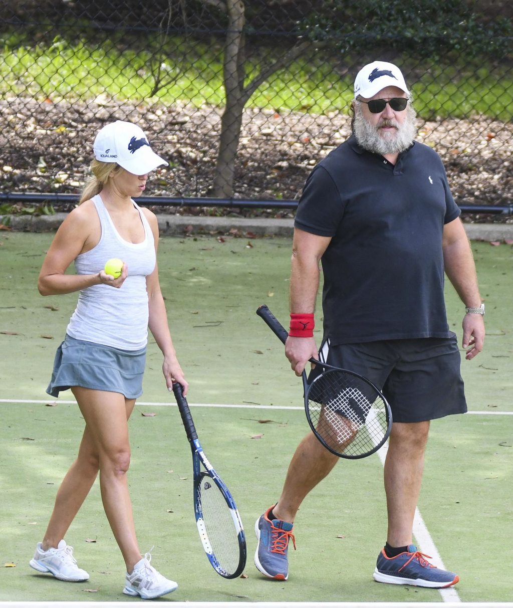 Russell Crowe &amp; Britney Theriot Hit the Courts for Their Tennis Match in Sydney (27 Photos)