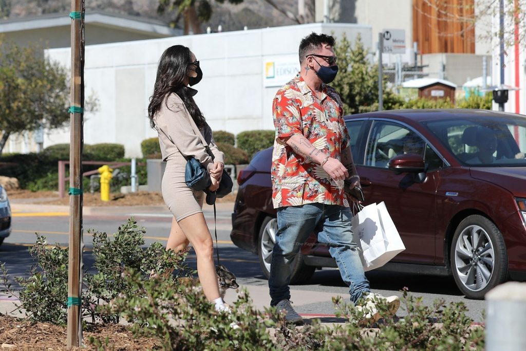 Cara Santana &amp; Shannon Leto Go Shopping Together in Malibu (34 Photos)