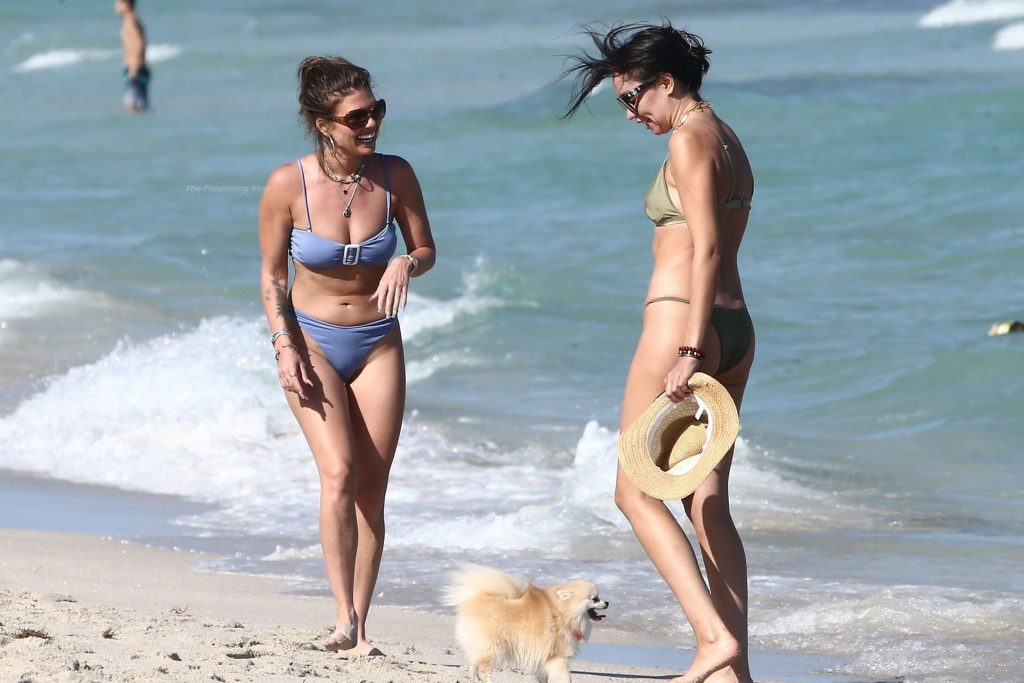 Chanel West Coast Looks Super Hot in a Bikini (39 Photos)