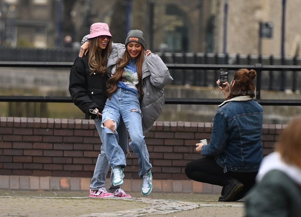 Demi Sims Packs on the PDA With Her Girlfriend Francesca Farago in London (66 Photos)