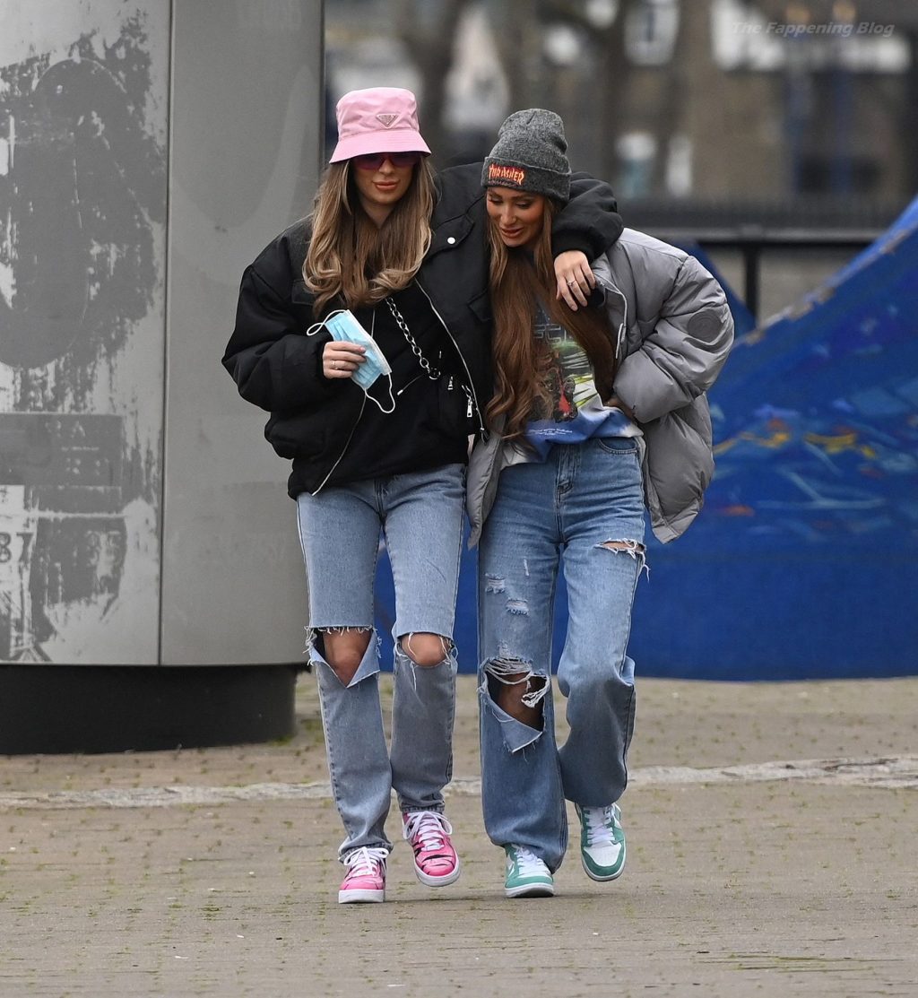 Demi Sims Packs on the PDA With Her Girlfriend Francesca Farago in London (66 Photos)