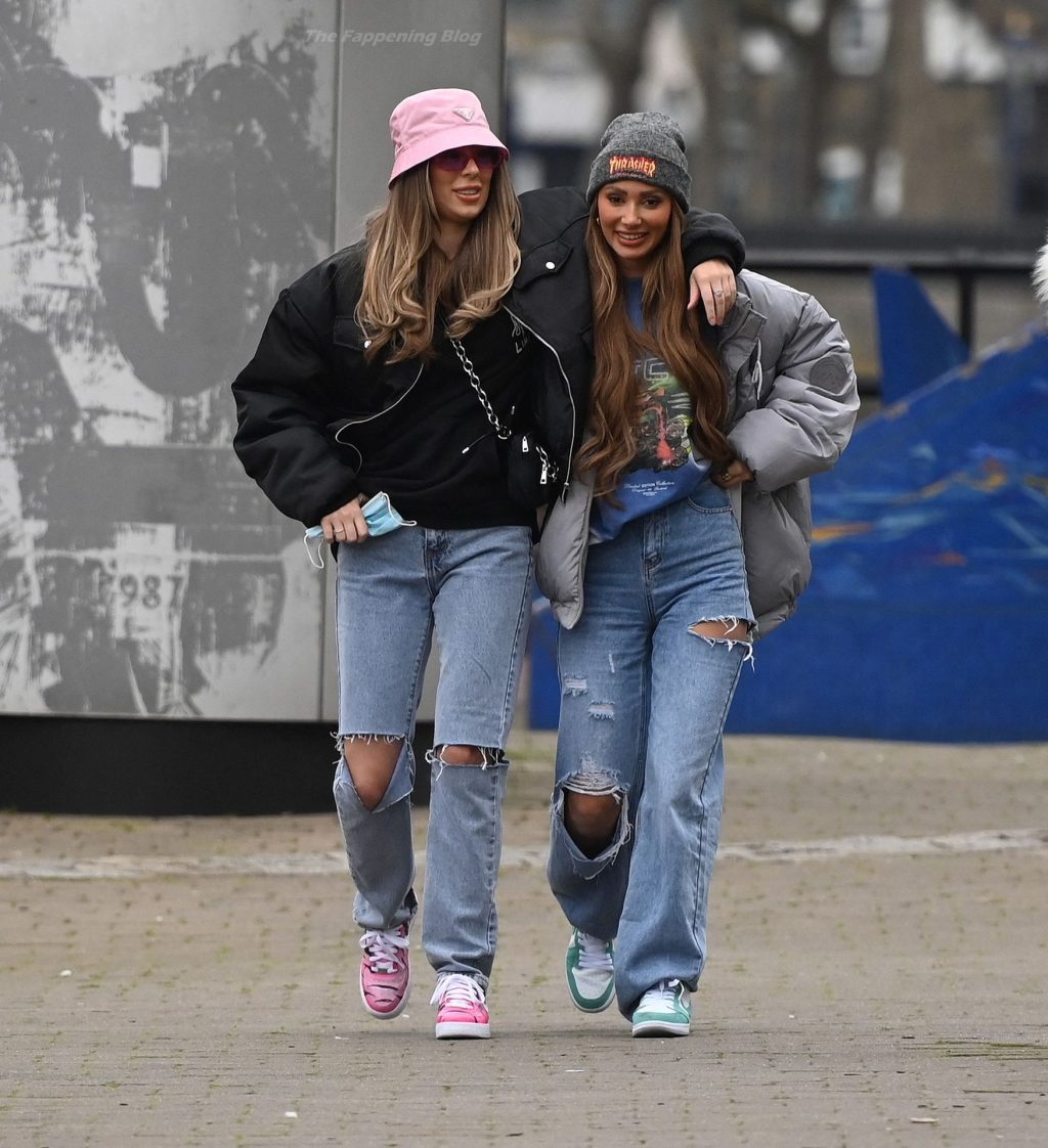 Demi Sims Packs on the PDA With Her Girlfriend Francesca Farago in London (66 Photos)