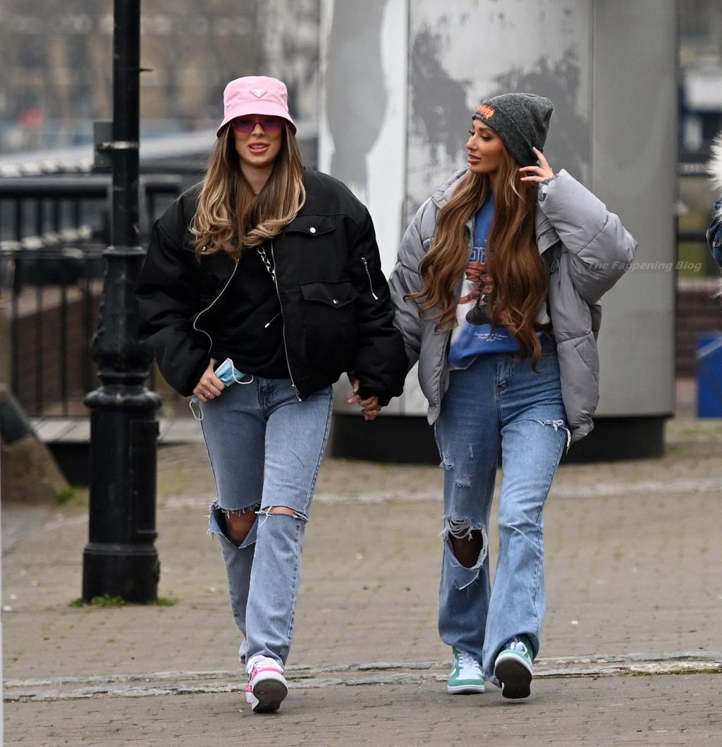 Demi Sims Packs on the PDA With Her Girlfriend Francesca Farago in London (66 Photos)