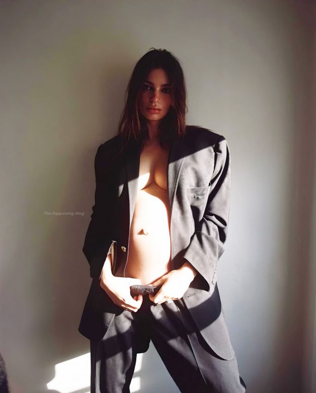 Pregnant Emily Ratajkowski Poses Naked 11 Photos Thefappening 